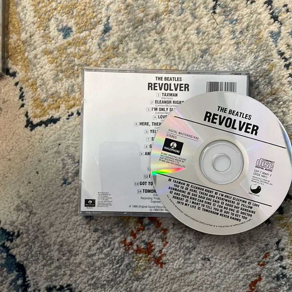 Beatles Revolver cd - Picture 3 of 3